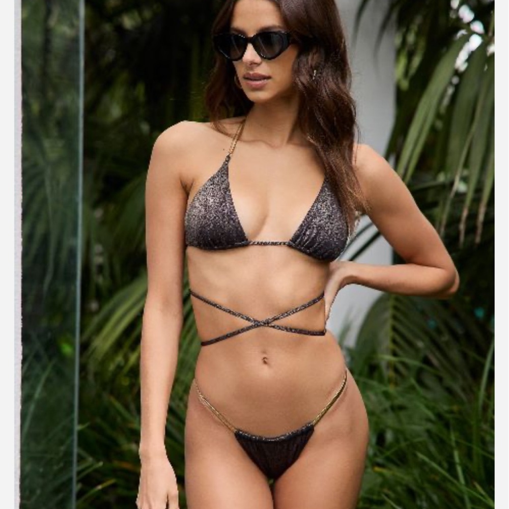 Beach Bunny Abbie Bikini Set NWT